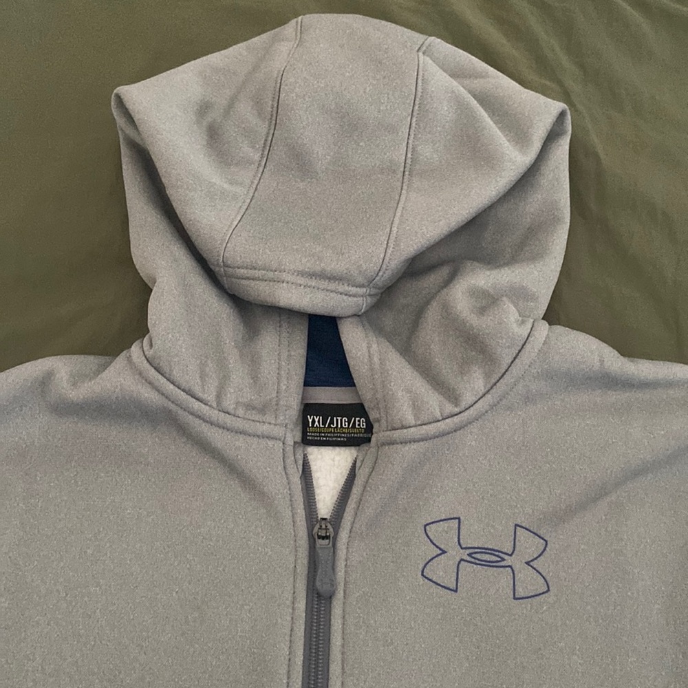 Youth XL Under Armour fleece full zip hoodie